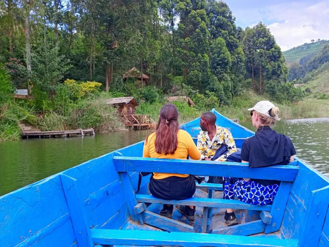 Kabale Om Hostel Bunyonyi מראה חיצוני תמונה