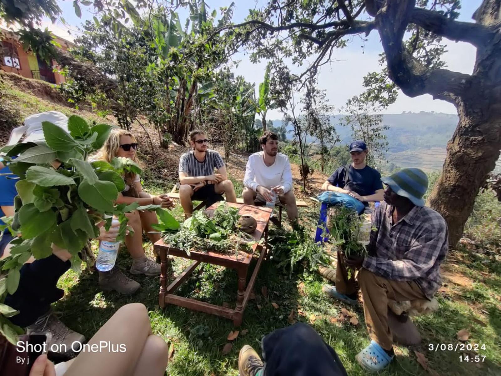 Kabale Om Hostel Bunyonyi מראה חיצוני תמונה